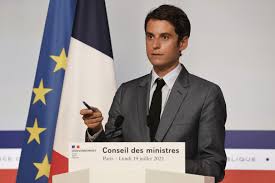 Le gouvernement français veut pouvoir recourir au passe sanitaire «jusqu’à l’été» 2022