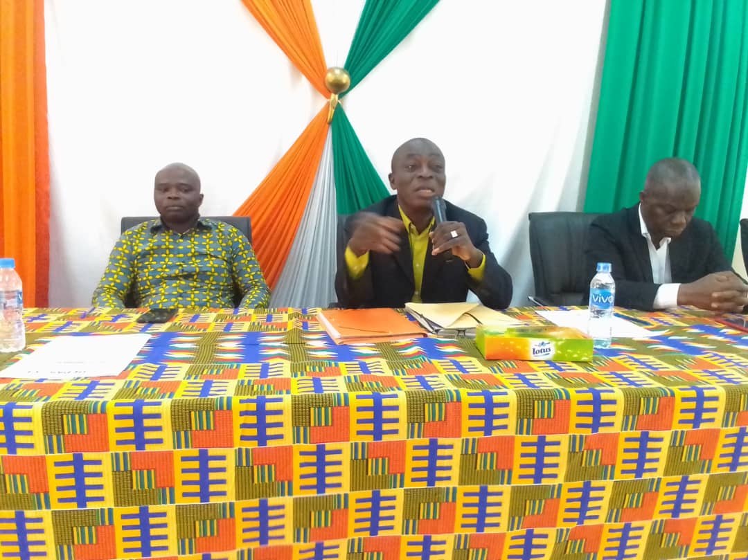 Interview : L’UNION DES ENSEIGNANTS ET PERSONNELs DE L&rsquo;ADMINISTRATION SCOLAIRE DE CÔTE en ag le 02 AVRIL 2022 A DIVO/ PIERRE AKAFFOU, SG NATIONAL DE L’UEPASCI «IL FAUT DONNER UN PROFIL DE CARRIÈRE CLAIR AUX ENSEIGNANTS QUI EXERCENT DANS L’ADMINISTRATION»