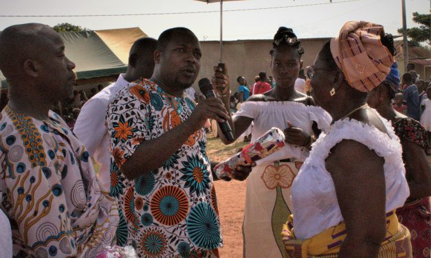 Célébration des femmes d’AssaléKouassikro/Le fils Georges Ahissan comble ses mamans de cadeaux