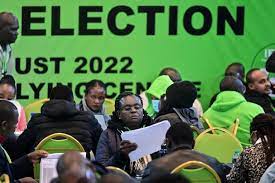 Kenya: résultats des élections/ empoignades entre partisans des deux principaux candidats