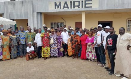 Toumodi -Enrôlement/Le Maire Idrissa Kone communique pour renforcer le message de la CEI