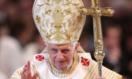 Le pape émérite Benoît XVI est mort à l’âge de 95 ans