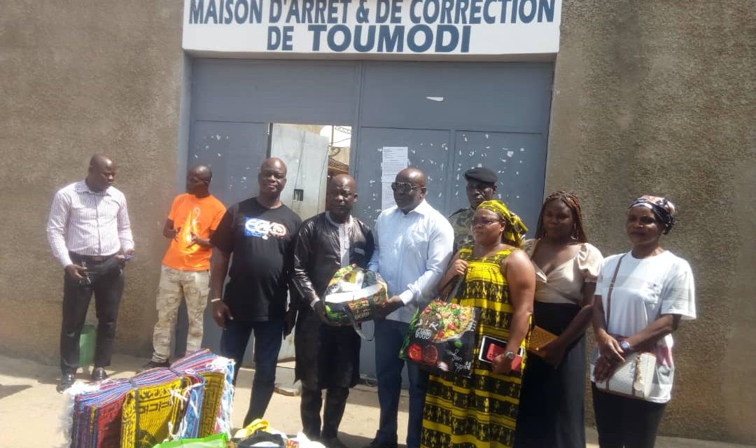 Toumodi-Action de solidarité et de compassion à la prison civile/N’Dakpri fait des dons aux détenus