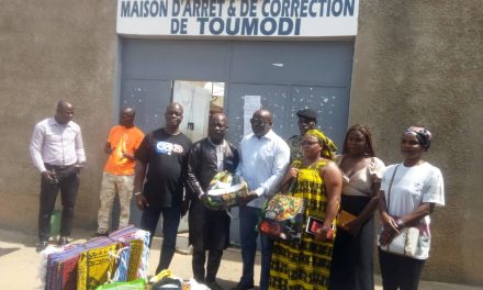 Toumodi-Action de solidarité et de compassion à la prison civile/N’Dakpri fait des dons aux détenus