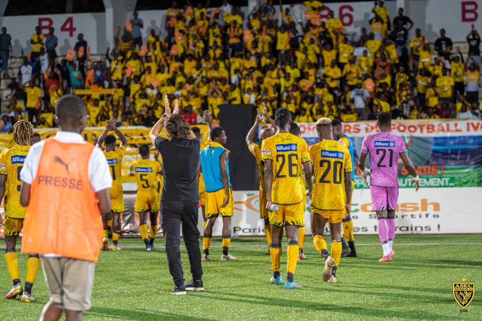 Coupe de la Confédération:L’Asec Mimosas coince d’entrée à Yamoussoukro