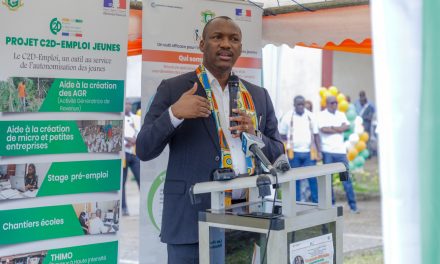 Emploi Jeunes : Le ministre Touré Mamadou lance   la 2e phase du Projet C2D2/516 millions de FCFA pour 820 jeunes des Grands ponts