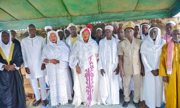 Arrah / Tabaski 2023 Harlette Badou N’Guessan  à prier avec la communauté musulmane 