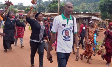 Toumodi-Forum PDCI-Rda/ Le départemental Saint David Kouakou demande aux militants de se relever pour la survie du parti.