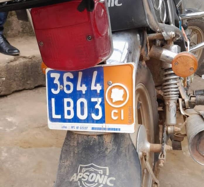 Alépé Lutte contre l’insécurité/Une moto volée dans une paroisse retrouvée dans la broussaille.