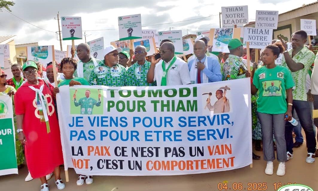 Toumodi-Exclusion de Thiam/Les militants du Pdci protestent et remettent une motion au préfet