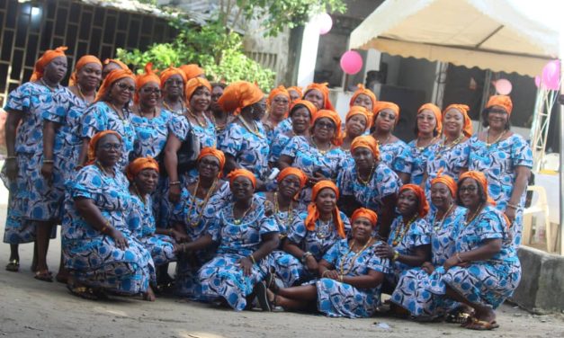Yopougon : L’Association « Femmes de Valeurs » d’Assalé Kouassikro célèbre les mères dans la convivialité