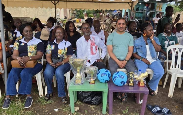 Les agents de la CNPS en excursion a Abli.