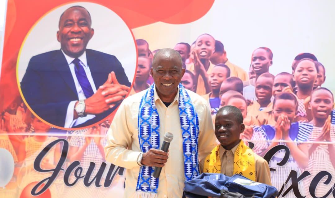 Toumodi-célébration de l’excellence scolaire et la rénovation de l’école primaire Binava